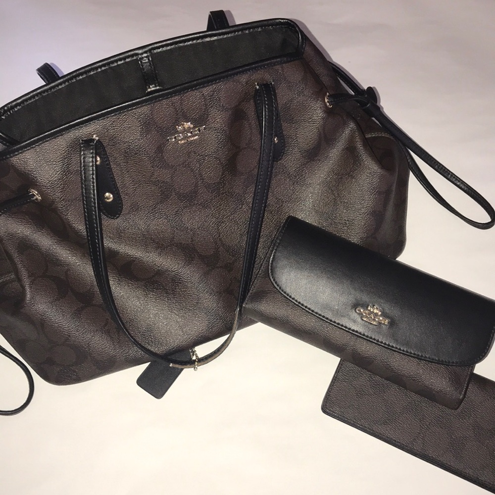 COACH Doctor Bag and Matching Wallet